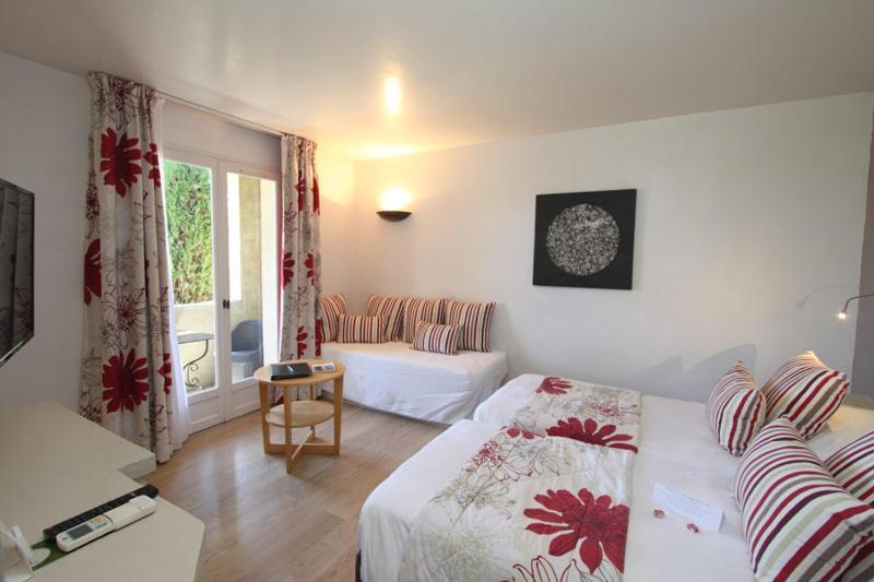 Val Baussenc, The Originals Relais Otel Maussane les Alpilles Dış mekan fotoğraf