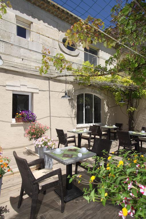 Val Baussenc, The Originals Relais Otel Maussane les Alpilles Dış mekan fotoğraf